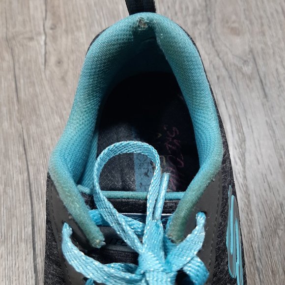 Sketchers Air-Cooled Memory Foam Size 7 - Picture 8 of 15